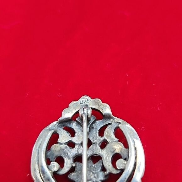 New in box Vintage Marcasite Sterling Silver 925 Brooch Pin - Picture 2 of 2